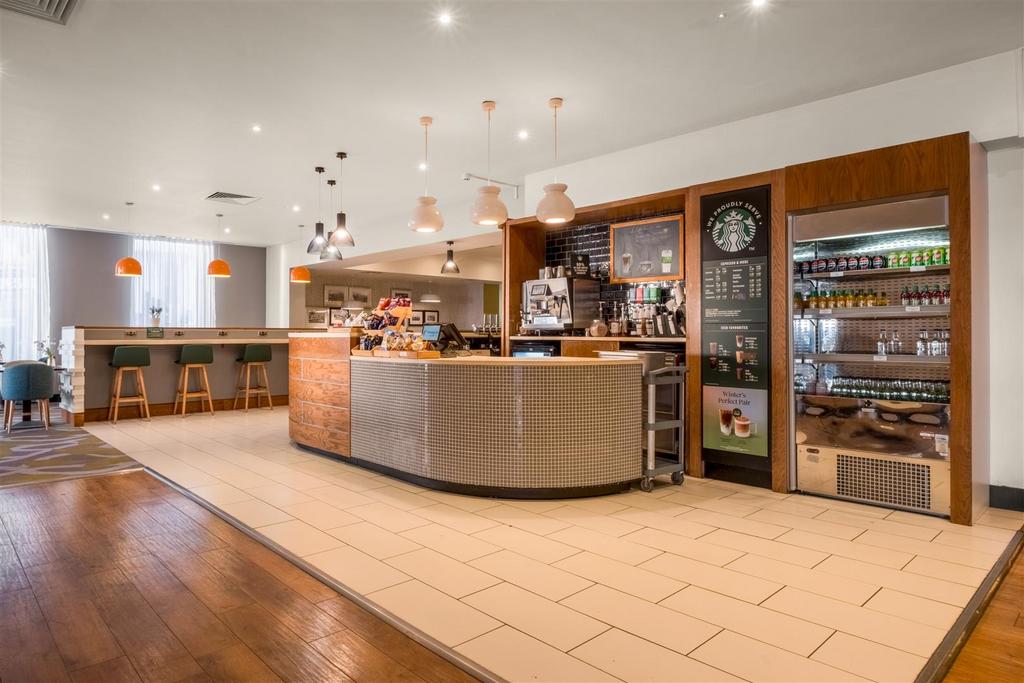 14d Holiday Inn-22.jpg