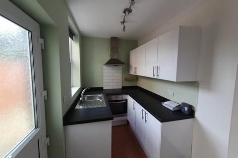 2 bedroom house to rent, Langley Street, Derby,