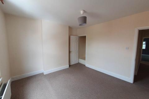 2 bedroom house to rent, Langley Street, Derby,