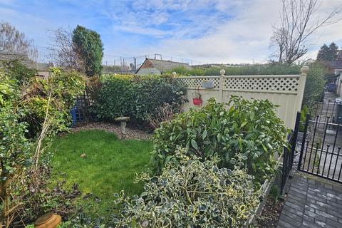 undefined, Lincoln Grove, Radcliffe-On-Trent
