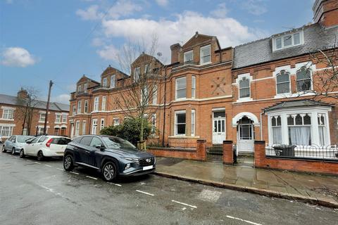 5 bedroom terraced house for sale, Severn Street, Leicester