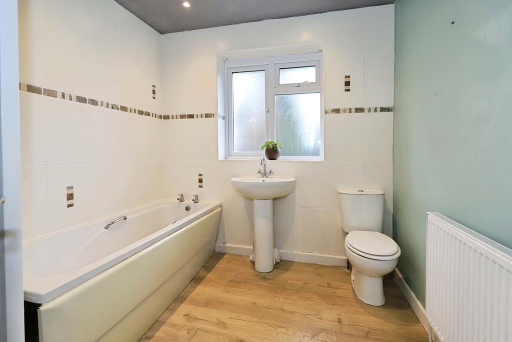 Bathroom / W.C.