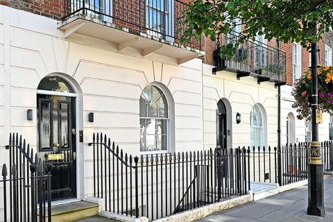 undefined, Ebury Street, London