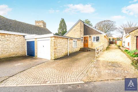 2 bedroom bungalow for sale, Old Town, Northamptonshire NN13