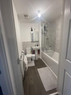 2 bedroom flat to rent, Apartment 11, Bowthorpe Court