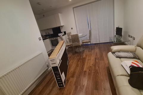 1 bedroom apartment to rent, Walbrook Court, Edgware, HA8