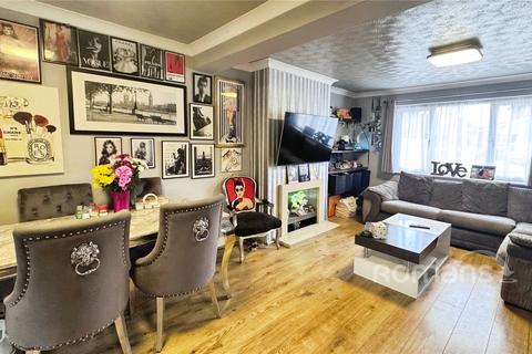3 bedroom semi-detached house for sale, May Crescent, Ash, Aldershot