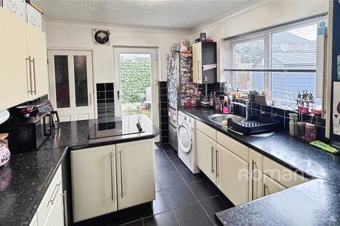 3 bedroom semi-detached house for sale, May Crescent, Ash, Aldershot