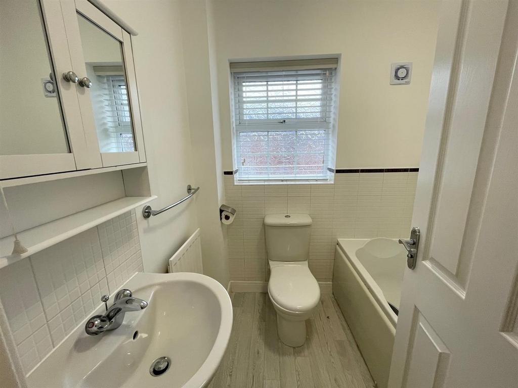 Main Bathroom