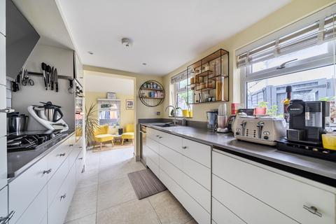 2 bedroom semi-detached house for sale, Thames Street, Weybridge, KT13
