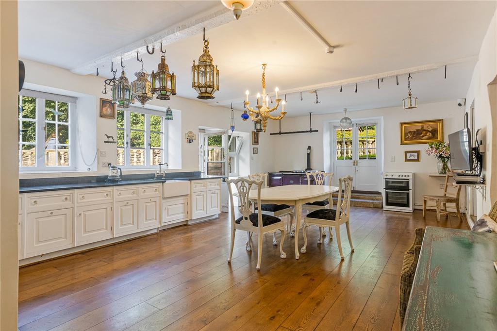 Breakfast Room