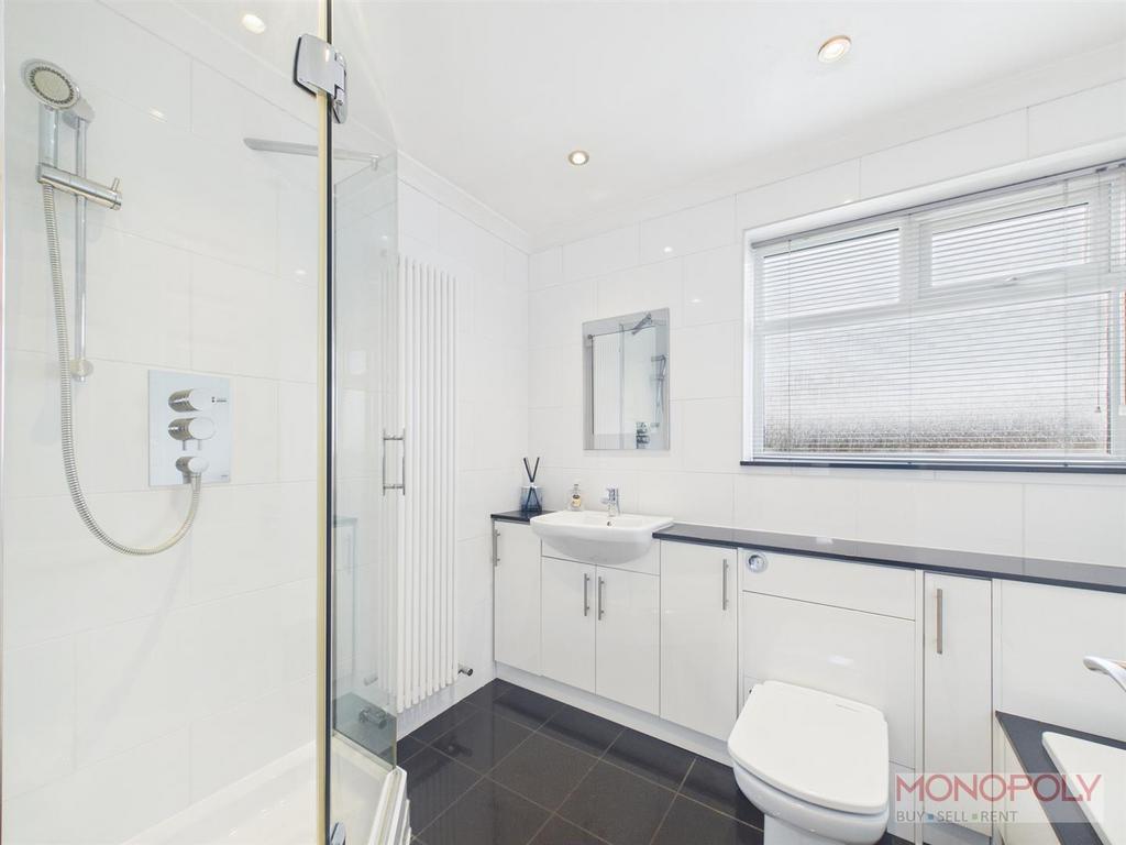 Family bathroom