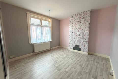 3 bedroom terraced house to rent, Alexandra Street