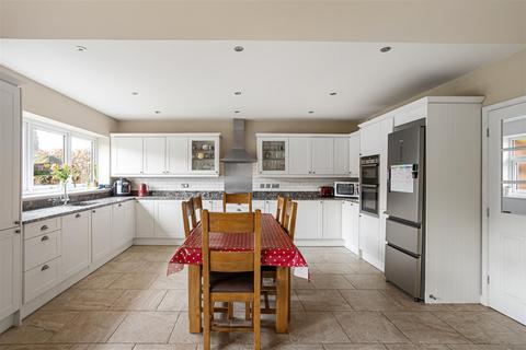 4 bedroom semi-detached house for sale, Bridge Road, Bishopthorpe, York