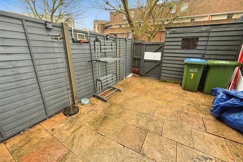 3 bedroom terraced house for sale, Marshall Path, London SE28