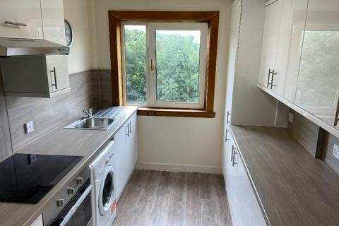 3 bedroom flat to rent, Pirniefield Bank, Edinburgh, Midlothian, EH6
