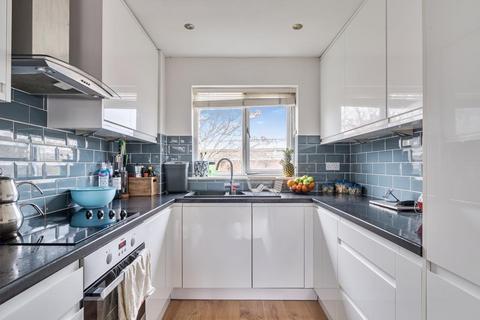 2 bedroom flat for sale, Lichfield Gardens,  Richmond,  TW9