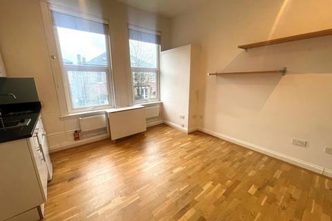undefined, Finsbury Park Road, Finsbury Park, N4