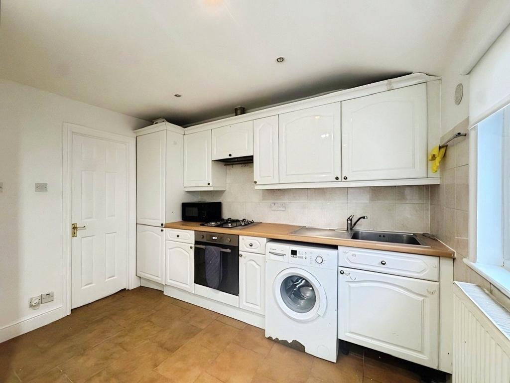 Kitchen/Reception
