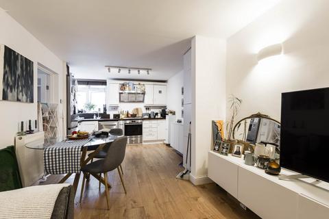 2 bedroom maisonette for sale, Hadley Road, Hadleywood, EN5