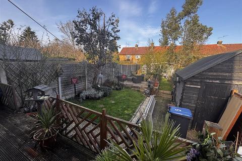 3 bedroom end of terrace house for sale, Holwell Road, Welwyn Garden City
