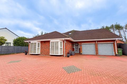 4 bedroom bungalow for sale, Washington NE38