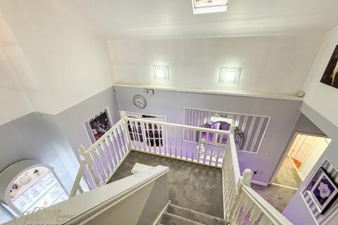 4 bedroom bungalow for sale, Washington NE38