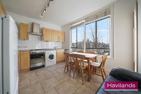 1 bedroom flat to rent, Station Road, Winchmore Hill