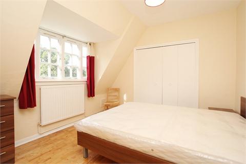 1 bedroom flat to rent, Riverside Gardens, Hammersmith, London W6