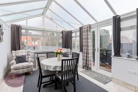 4 bedroom semi-detached house for sale, Hillingdon Drive, Ilkeston, DE7