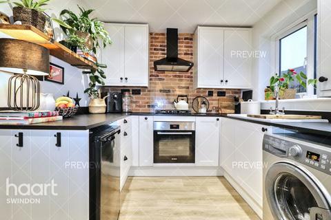 undefined, Carman Close, SWINDON