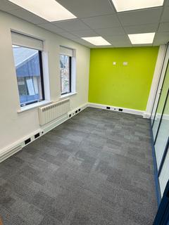 Office to rent, Felsham Rd London SW15 1AZ