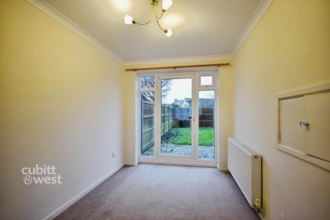 3 bedroom terraced house to rent, Westminster Drive Bognor Regis PO21