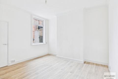 3 bedroom terraced house for sale, Owlerton Green, Hillsborough, Sheffield, S6