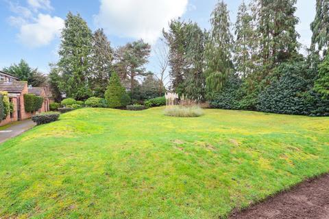 4 bedroom terraced house for sale, Gower Road, Weybridge, Surrey, KT13