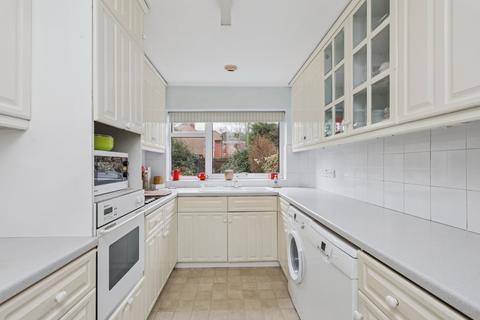 4 bedroom terraced house for sale, Gower Road, Weybridge, Surrey, KT13