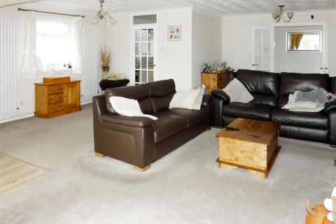 undefined, Fairway, Littlehampton BN17