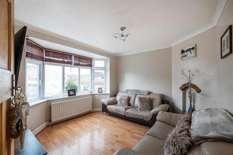 3 bedroom end of terrace house for sale, Prince Albert Square, Redhill