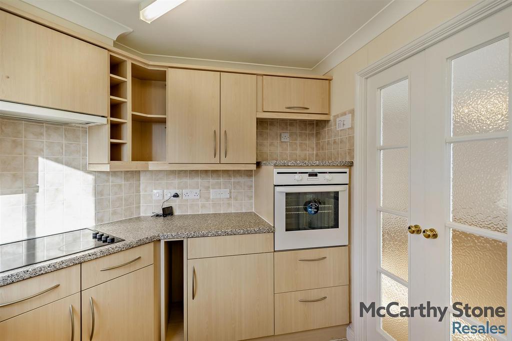 8677163-interior18-800.jpg