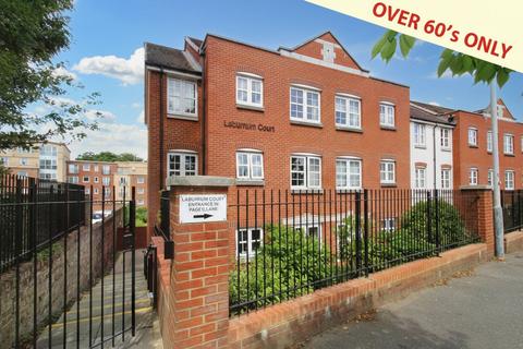 2 bedroom flat to rent, Harefield Road, Uxbridge, UB8