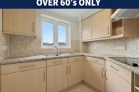 2 bedroom flat to rent, Harefield Road, Uxbridge, UB8