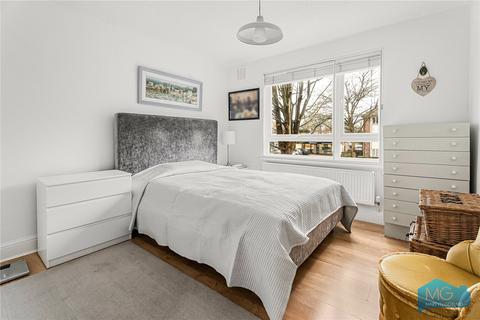 2 bedroom apartment for sale, High Road, London, N20