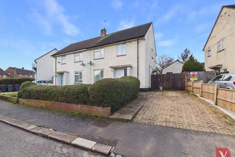 3 bedroom semi-detached house for sale, Saltfield Crescent, Luton LU4