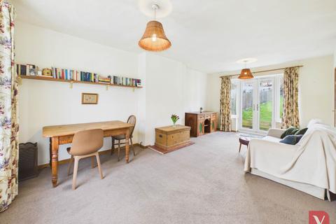 3 bedroom semi-detached house for sale, Saltfield Crescent, Luton LU4