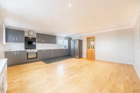 2 bedroom flat to rent, Ellisland Road , Flat E (flat 2-1), Shawlands, Glasgow, G43 2DB