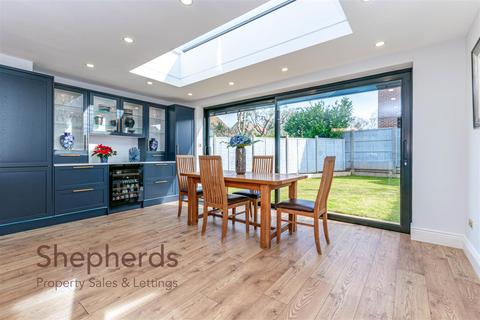 undefined, Long Grove Close, Broxbourne EN10