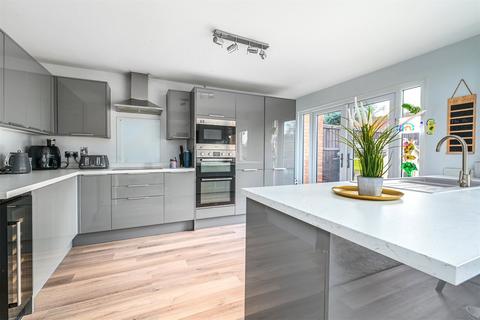 3 bedroom semi-detached house for sale, Tolpuddle Way, Hampshire GU46