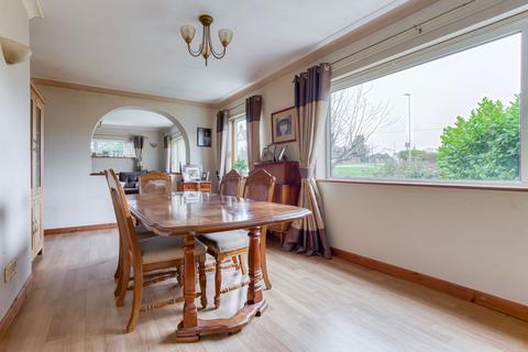 undefined, Farman Close, Belton