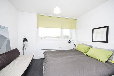 2 bedroom flat for sale, Bradstock Road, Victoria Park, London, E9