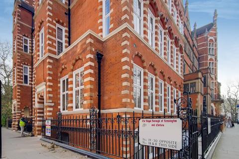2 bedroom flat to rent, Collingham Gardens, Earls Court, London, SW5